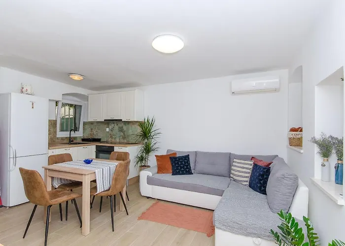 Apartment Sweet Nest